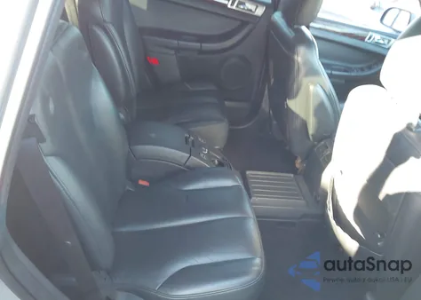 2004 Chrysler Pacifica z USA, uszkodzony, nr VIN 2C8GF68404R545455